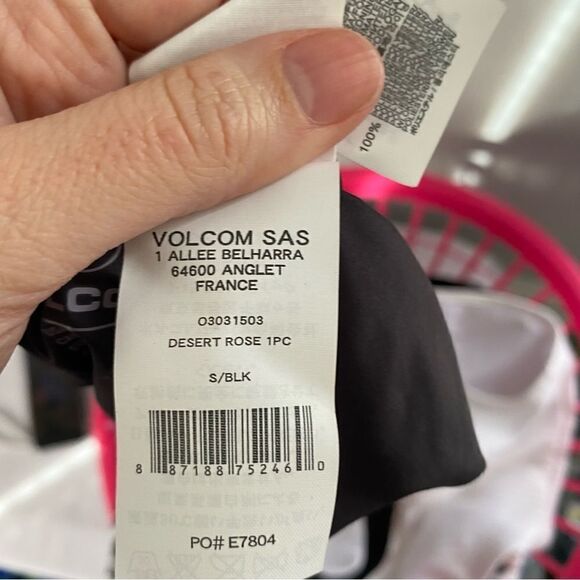 Volcom Junior's Desert Rose Print One-Piece Swimsuit Size S - Picture 3 of 3